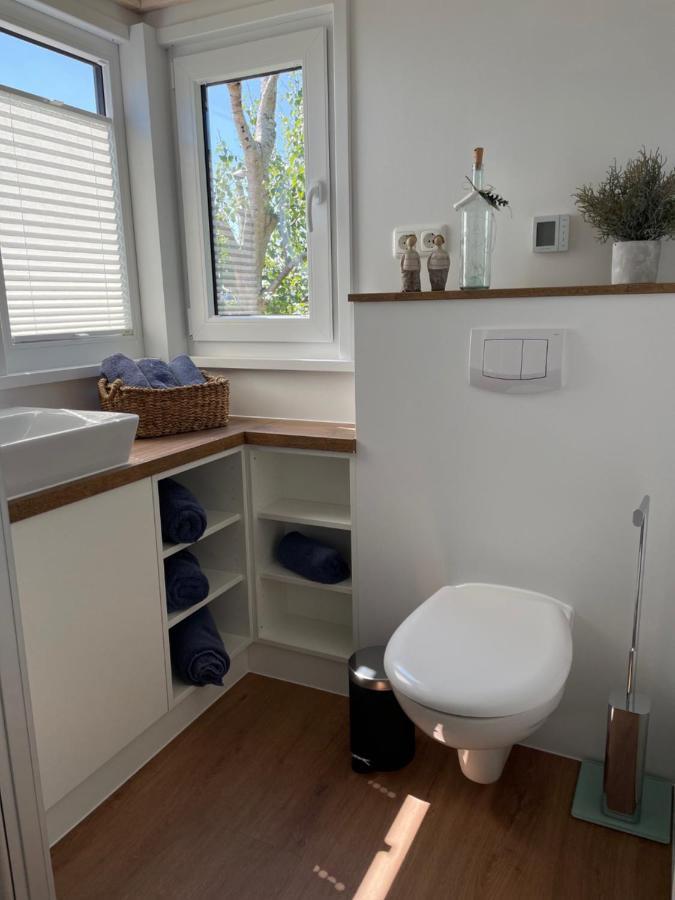 Tiny House Moritz Villa Fedderwardersiel Bagian luar foto